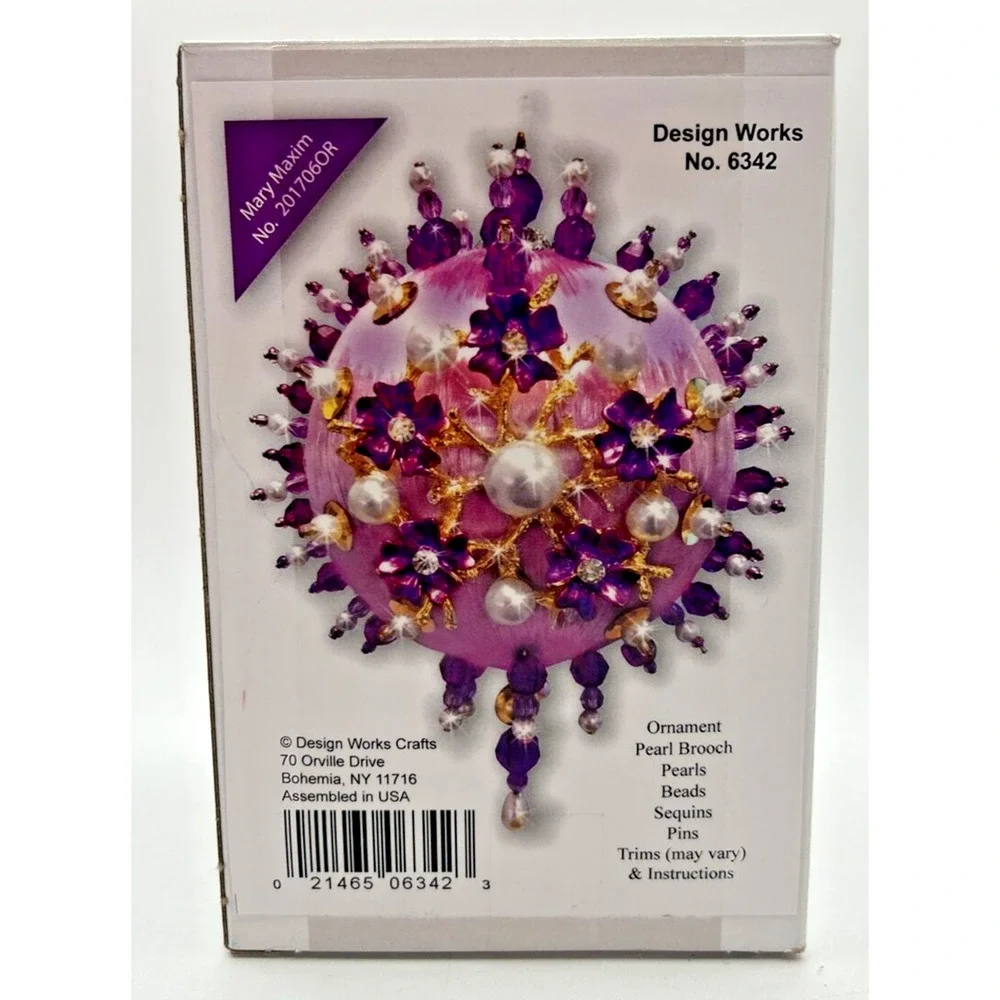 Mary Maxim‎ Design Works Beaded Ornament Kit #6342 Finished Ornament & Box U134